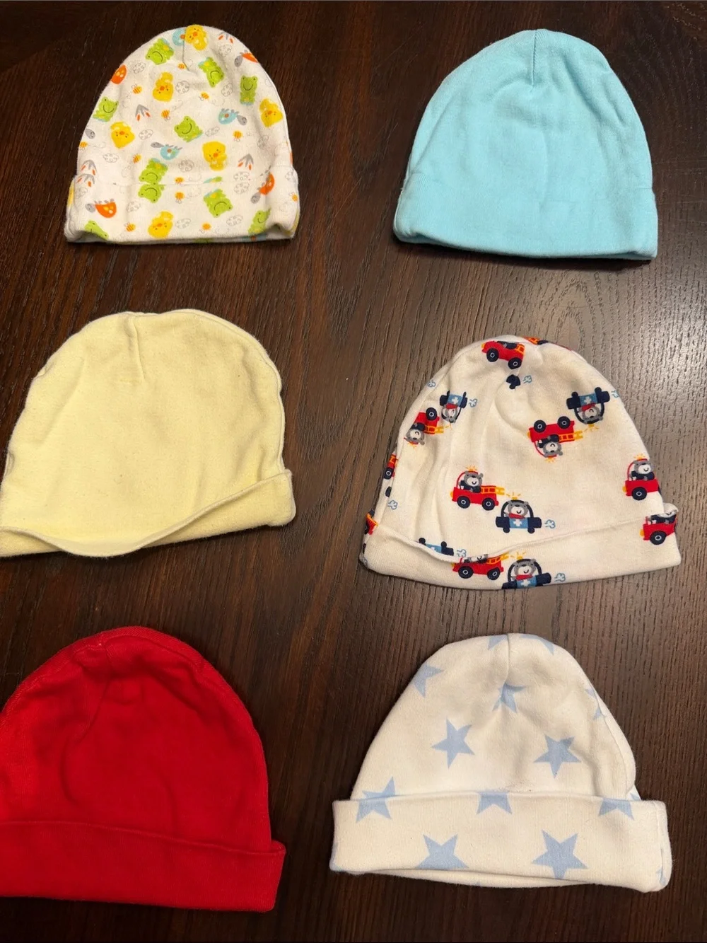 Newborn Baby Hats Socks Bundle 0-6M 21 Piece Infant Beanie Clothing Lot